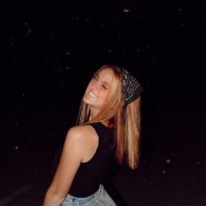 Meet your Posher, Ally